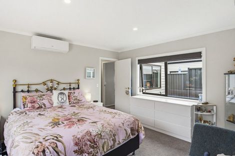 Photo of property in 12 Enereta Road, Otaki, 5512