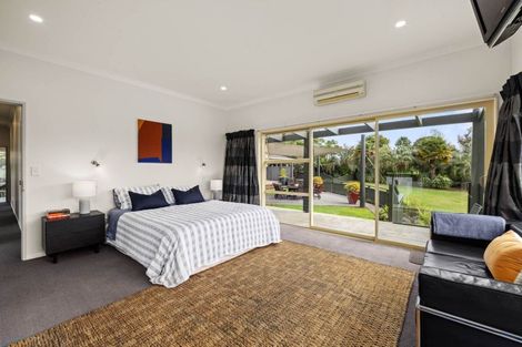 Photo of property in 17 Riddell Road, Kerikeri, 0230