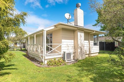 Photo of property in 15 Massey Street, Aramoho, Whanganui, 4500