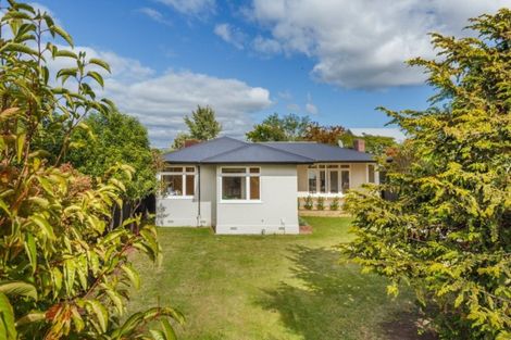 Photo of property in 74 Ihaka Street, Hokowhitu, Palmerston North, 4410
