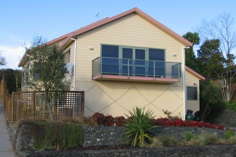 Photo of property in 8 Tironui Terrace, Western Heights, Hamilton, 3200