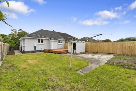 Photo of property in 214 Cambridge Terrace, Naenae, Lower Hutt, 5011