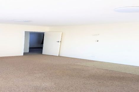 Photo of property in 2/62 Abbotts Way, Remuera, Auckland, 1050