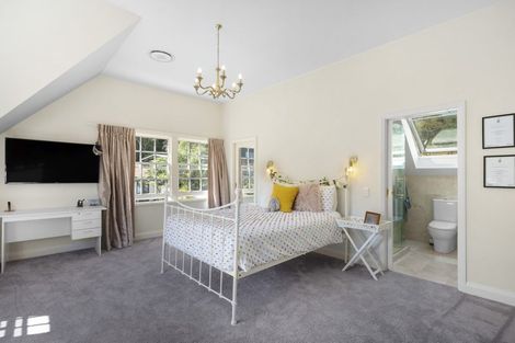 Photo of property in 60 Cheviot Road, Lowry Bay, Lower Hutt, 5013