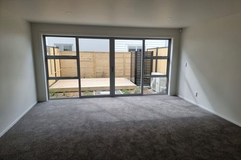 Photo of property in 1115b High Street, Taita, Lower Hutt, 5011