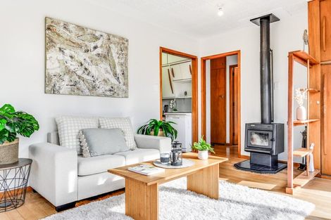 Photo of property in 28a Hillcrest Road, Papatoetoe, Auckland, 2025