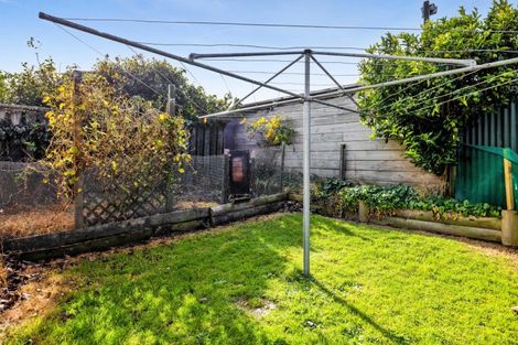 Photo of property in 27 Tiverton Crescent, Whalers Gate, New Plymouth, 4310