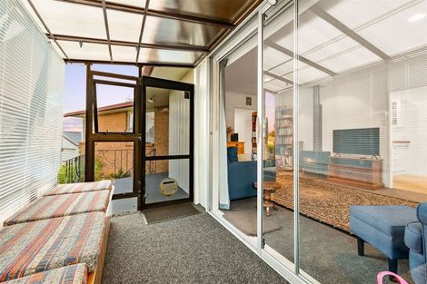 Photo of property in 27 Allington Road, Massey, Auckland, 0614