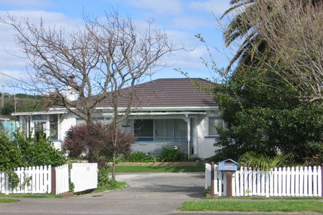Photo of property in 52 Seabury Avenue, Foxton Beach, Foxton, 4815