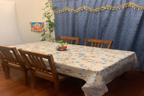 Photo of property in 8 Garner Place, Glenfield, Auckland, 0629