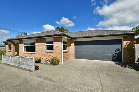 Photo of property in 25 Pine Road, Orewa, 0931