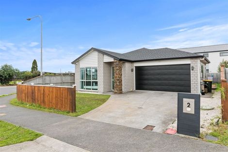Photo of property in 2 Castlepoint Avenue, Takanini, 2110