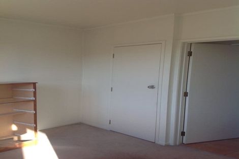 Photo of property in 33 Alexander Street, Cockle Bay, Auckland, 2014