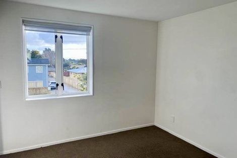 Photo of property in 63 Grove Road, Papakura, 2110