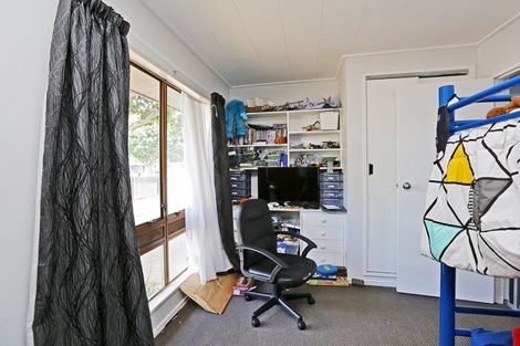 Photo of property in 100 Flaxmere Avenue, Flaxmere, Hastings, 4120