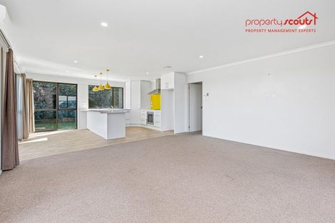 Photo of property in 76 Maire Road, Orewa, 0931