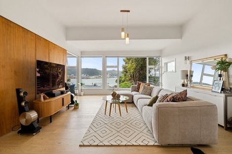 Photo of property in 2 Maida Vale Road, Roseneath, Wellington, 6011