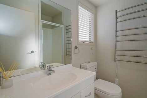 Photo of property in 1 Rena Place, Whitianga, 3510