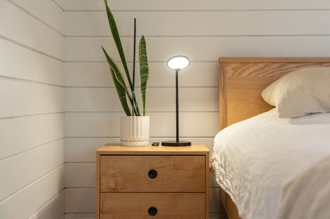 Photo of property in 1/45 Unsworth Drive, Unsworth Heights, Auckland, 0632