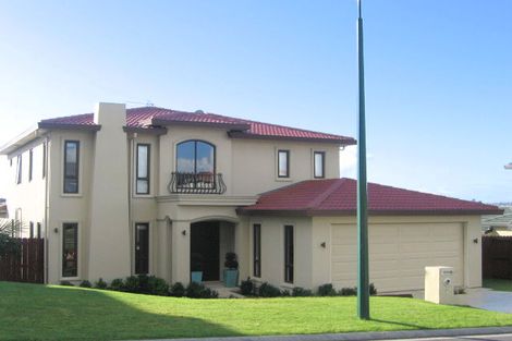 Photo of property in 5 Ballyward Close, East Tamaki, Auckland, 2013