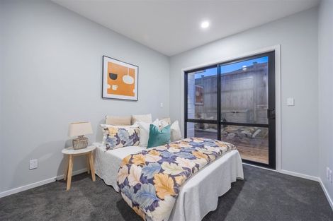 Photo of property in 20 Lewis Younie Road, Kumeu, 0810