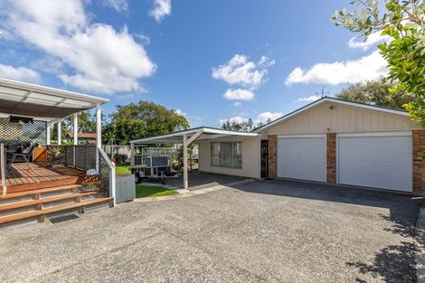 Photo of property in 70 Great South Road, Huntly, 3700