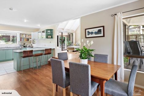 Photo of property in 5 Gleneagles Grove, Wattle Downs, Auckland, 2103