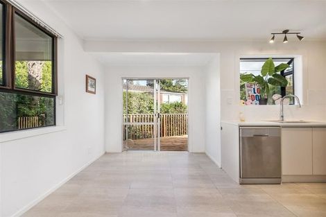 Photo of property in 40 Acacia Road, Torbay, Auckland, 0632