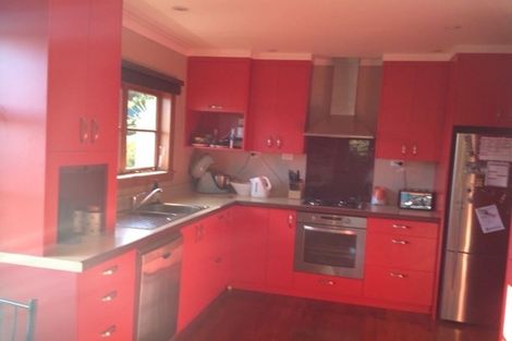 Photo of property in 23 Sheridan Terrace, Johnsonville, Wellington, 6037