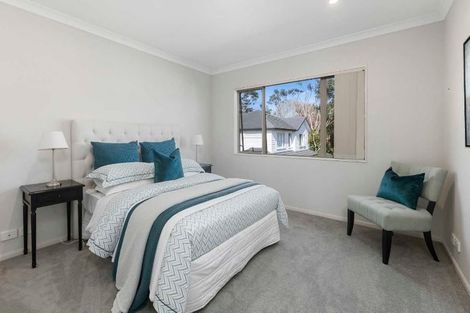 Photo of property in 12 Bur Oak Terrace, Schnapper Rock, Auckland, 0632