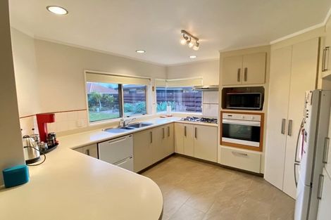 Photo of property in 11 Ngamotu Place, Mount Maunganui, 3116