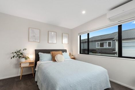 Photo of property in 28 Kearns Drive, Hobsonville, Auckland, 0616