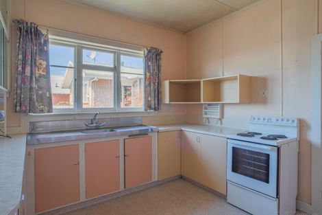 Photo of property in 10 Hatton Street, West End, Timaru, 7910