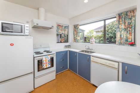 Photo of property in 1/124 Hamilton Avenue, Ilam, Christchurch, 8041