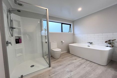 Photo of property in 8 Balmerino Lane, Wallaceville, Upper Hutt, 5018