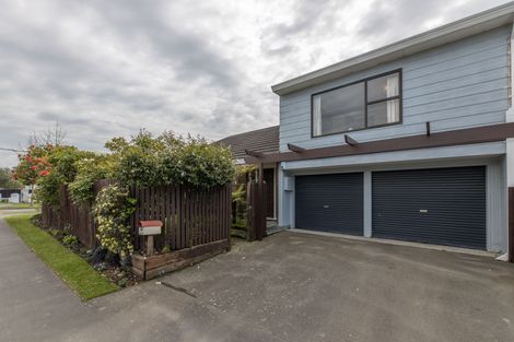 Photo of property in 1/124 Hamilton Avenue, Ilam, Christchurch, 8041