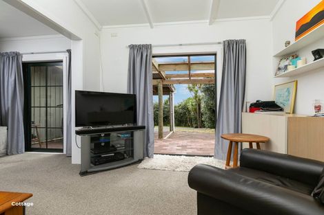 Photo of property in 512 Oaia Road, Muriwai, 0881