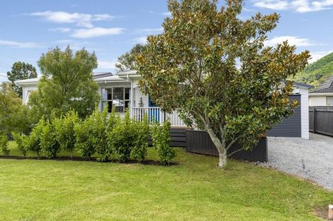Photo of property in 41 Elizabeth Street, Waikanae, 5036
