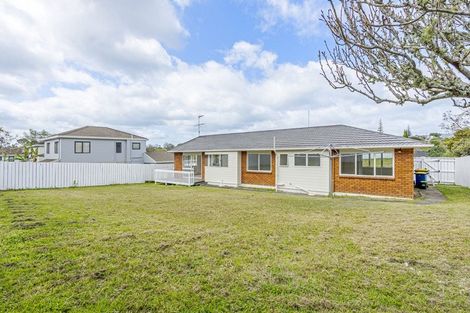Photo of property in 49 Centorian Drive, Windsor Park, Auckland, 0632