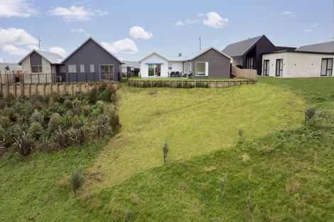 Photo of property in 12 Maataitai Road, Raglan, 3225