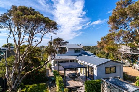 Photo of property in 35 Tawa Street, Oneroa, Waiheke Island, 1081