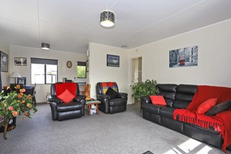Photo of property in 30a Meander Drive, Welcome Bay, Tauranga, 3112