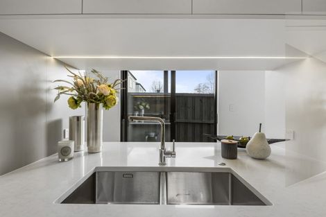 Photo of property in 18 Yellow Pear Lane, Karaka, 2578