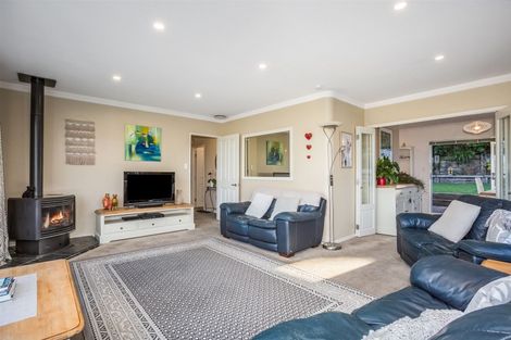 Photo of property in 16 Truro Road, Camborne, Porirua, 5026