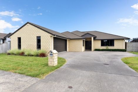 Photo of property in 158 Saint James Drive, Huntington, Hamilton, 3210