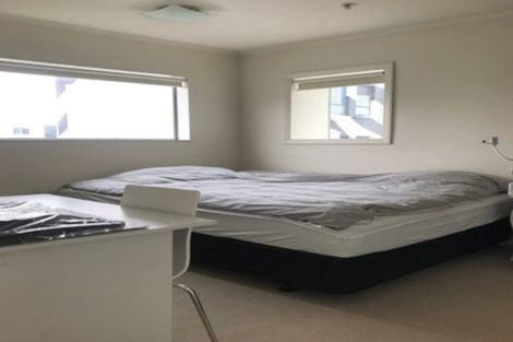Photo of property in Monvie Apartments, 606/15 Holland Street, Te Aro, Wellington, 6011