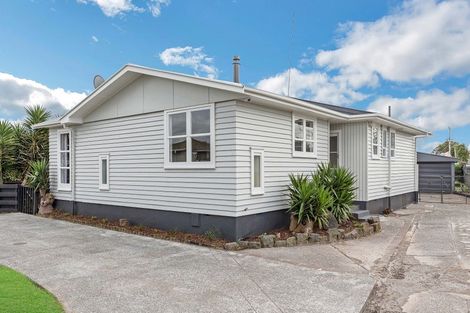Photo of property in 7 Cooper Place, Papakura, 2110