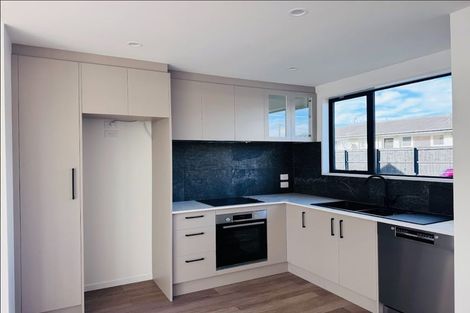 Photo of property in 7/29 Main Road South, Sockburn, Christchurch, 8042