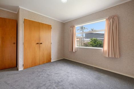 Photo of property in 5 Webb Place, Papamoa Beach, Papamoa, 3118