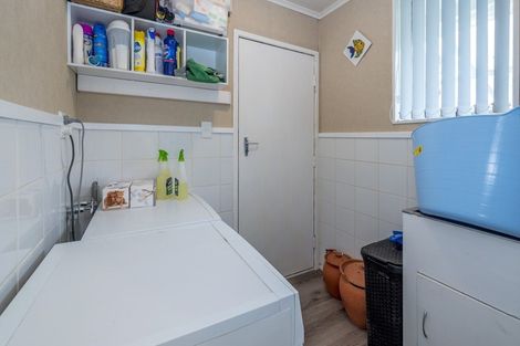 Photo of property in 17 Strathmore Avenue, Levin, 5510